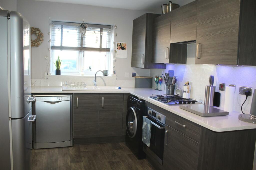 KITCHEN &amp; DINING ROOM