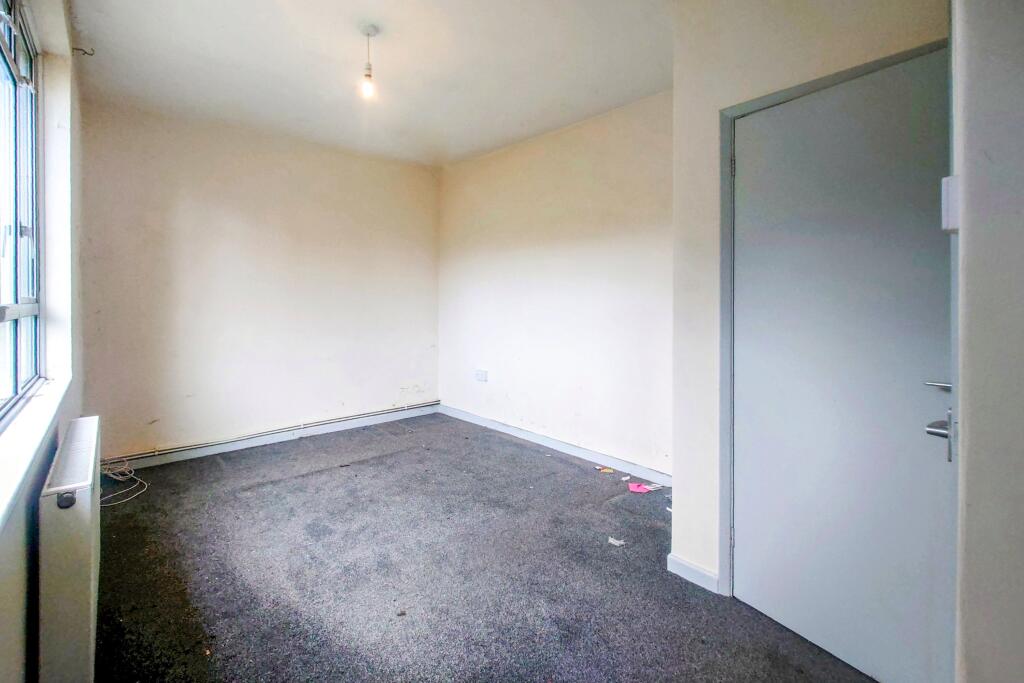 3 Hobbes Close, Malmesbury, Wiltshire, SN16 0DA