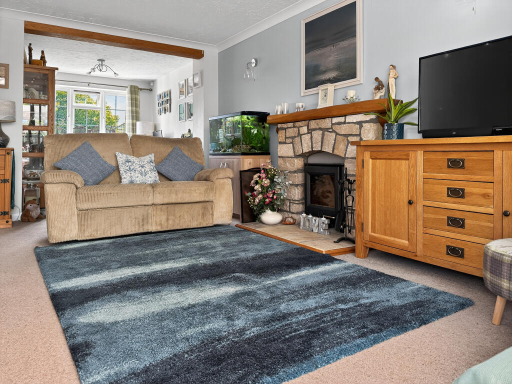 081_Photo 12-08-2025, 12 38 20