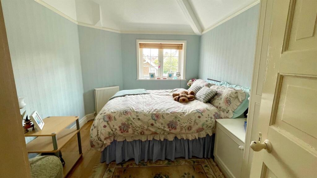 BEDROOM 3