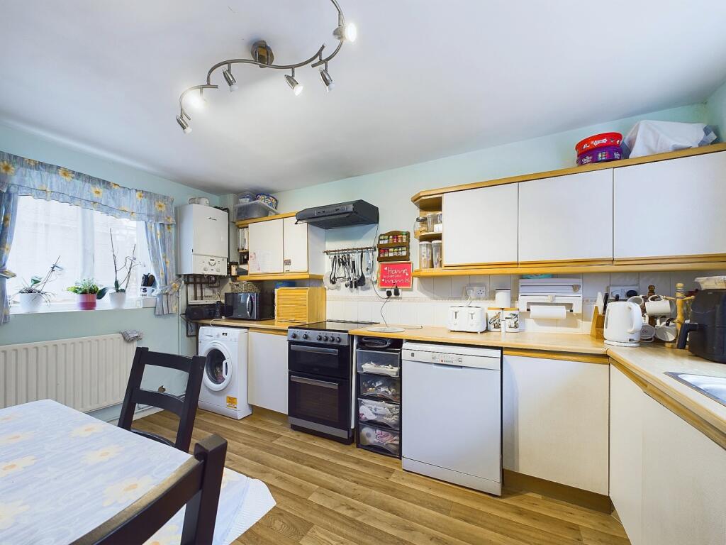 CAM01338G0-PR0087-STILL004