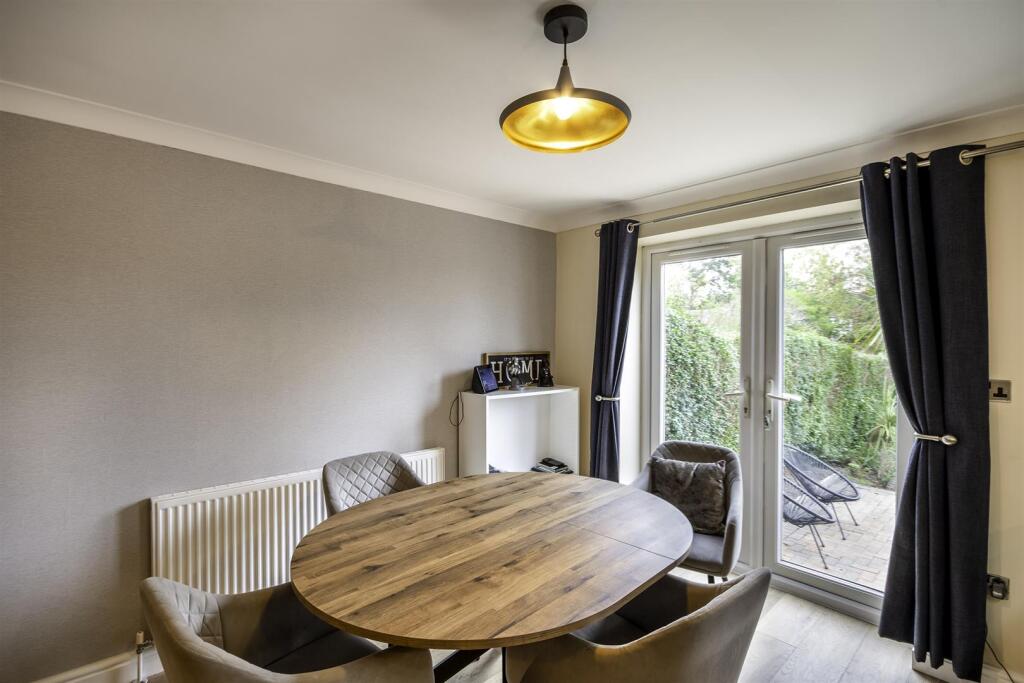 DSC_6659-Edit_dining table.JPG