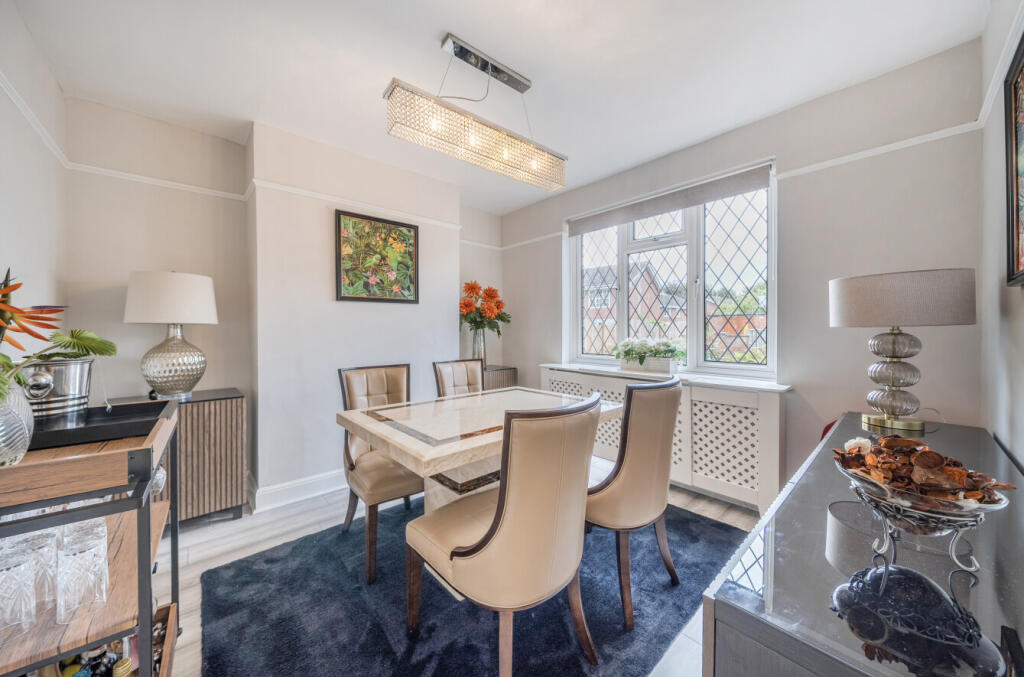 1347618-11-68b585...