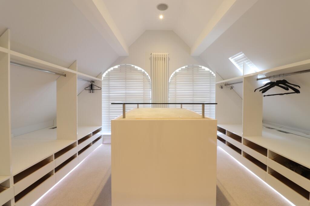 Walk in dressing room