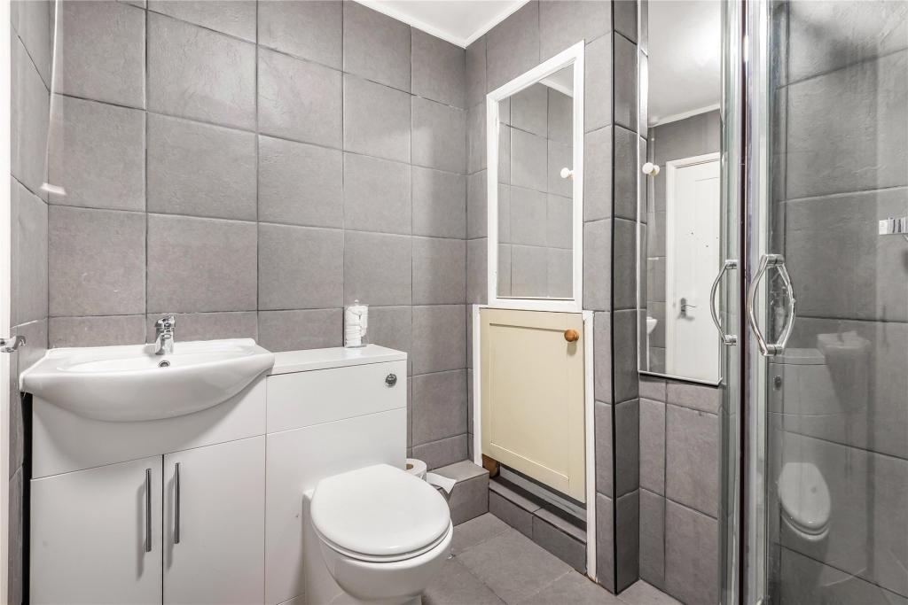 GF Shower Room