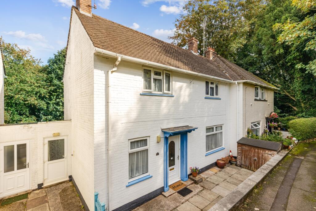 A01 - 33 George Road, Paignton - 250919