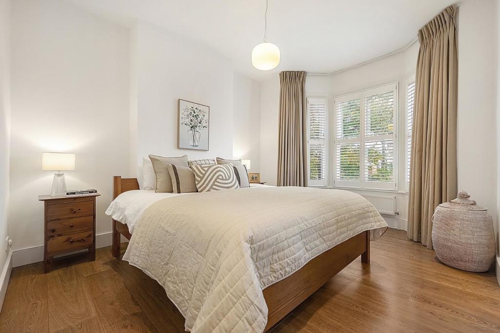 Bedroom (9).jpg