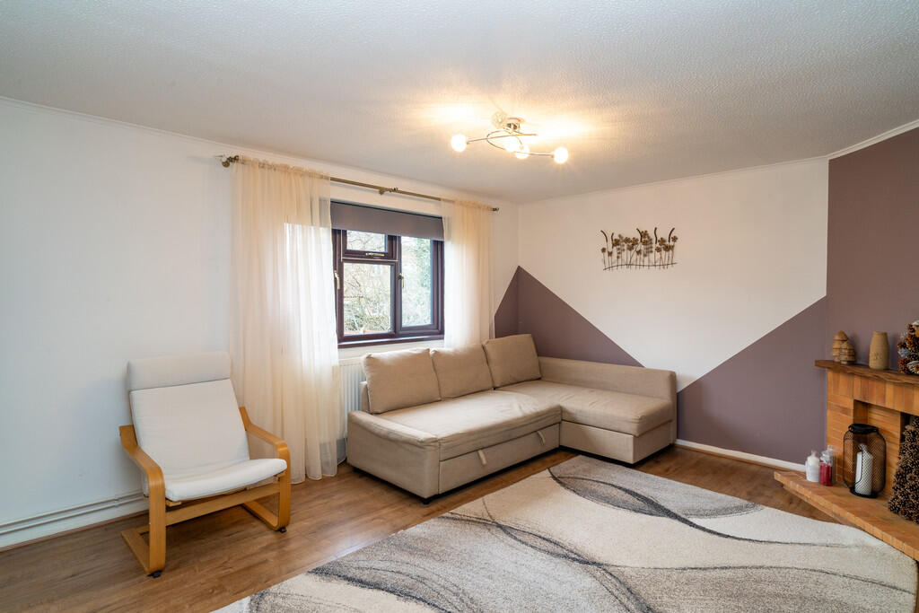 008-4 Wintergreen...