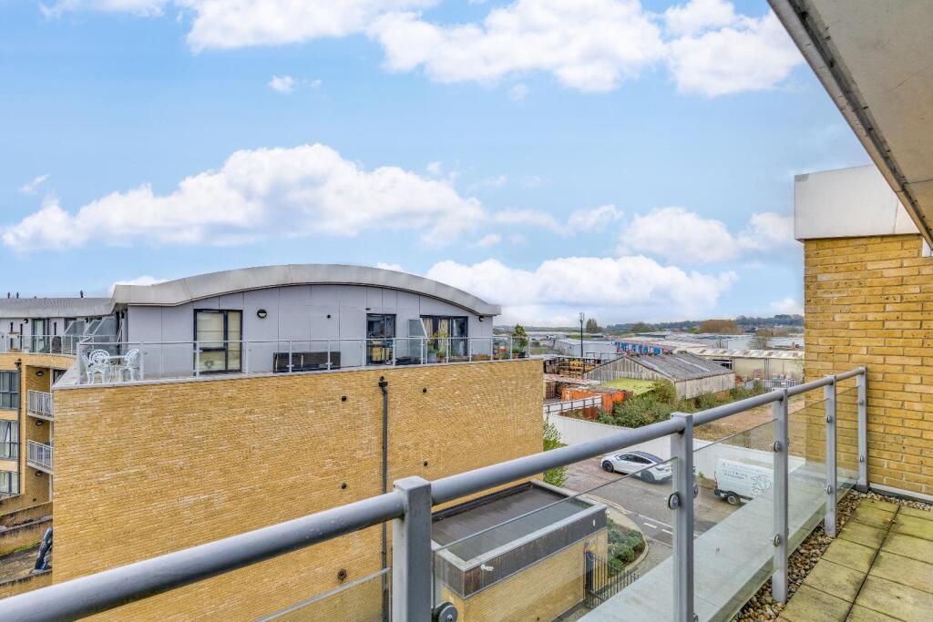 Smeaton Court 22-15.jpg