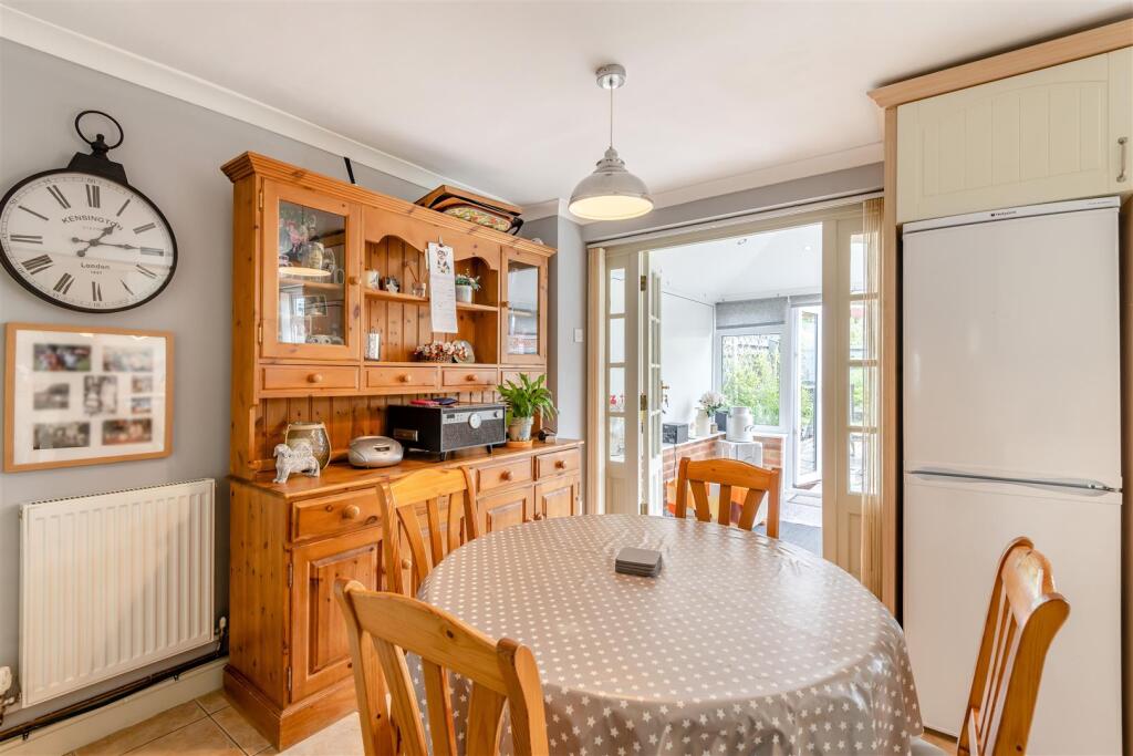 Kitchen/Breakfast Room