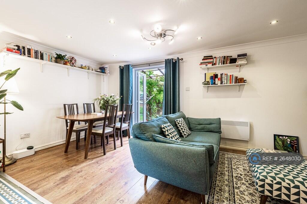 Open Plan Kitchen-Living Room