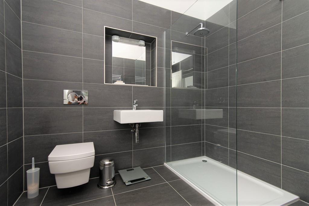 Ensuite Shower Room