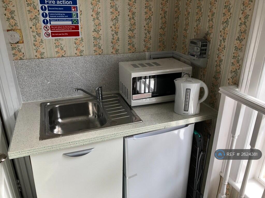 Mini Kitchenette Inside Bedroom