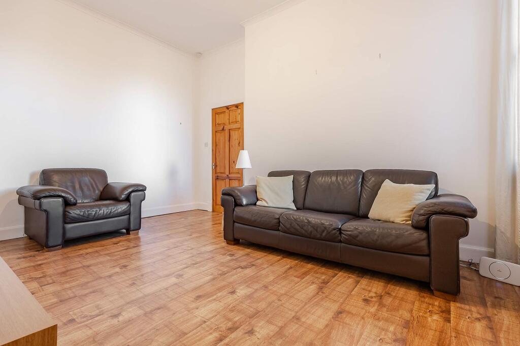 Main Street, Winchburgh, EH52