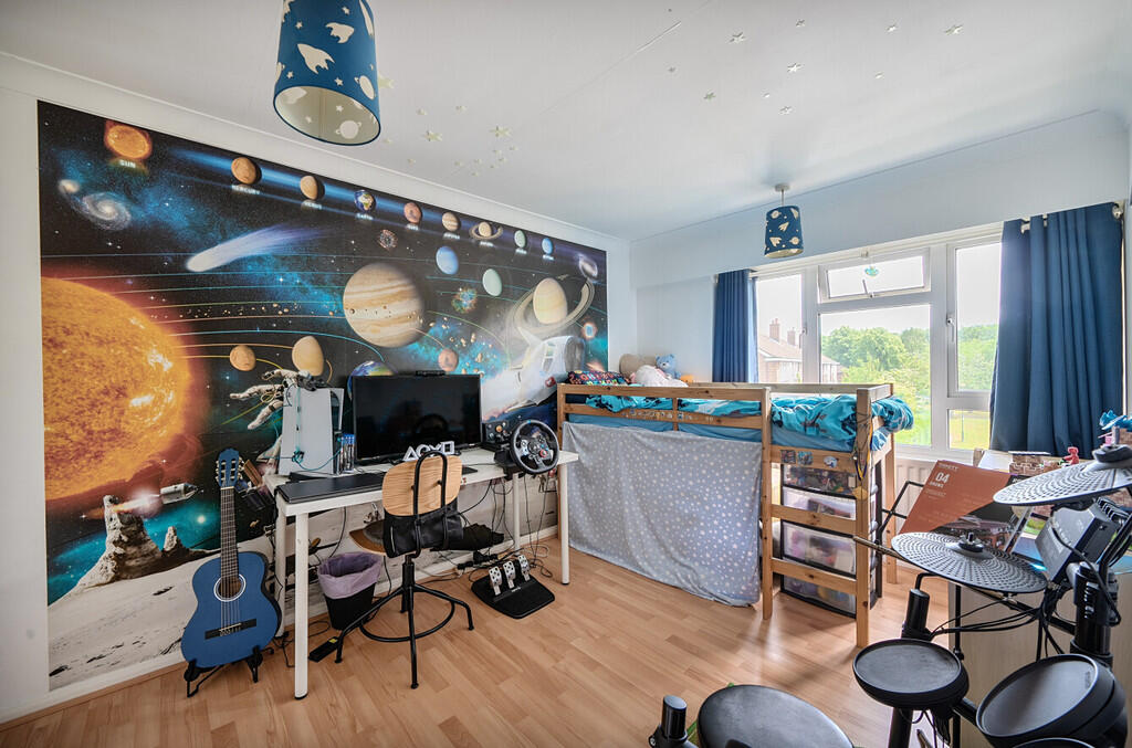 1299837-8-683706e...