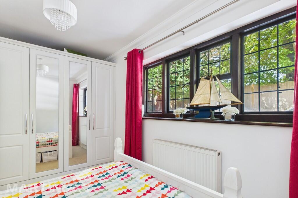 CAM01953G0-PR0115...