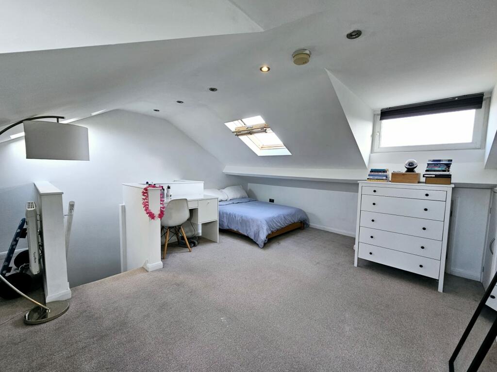 90c851fd-4e54-4414-aec3-37dea14f8c9c