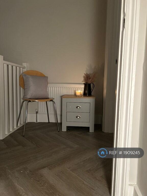 Top Floor Landing Area