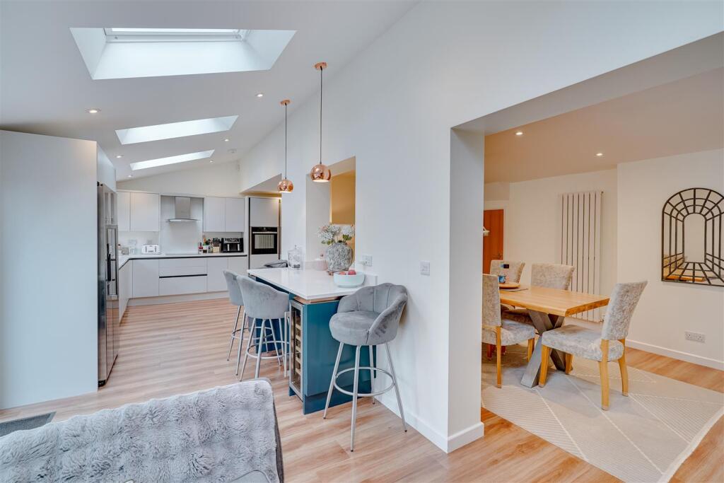 40 Church Mdw, Barton Mills,--12.jpg