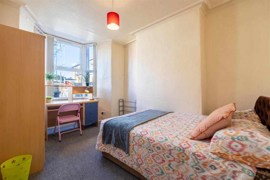 5 Percy Street_8.jpg