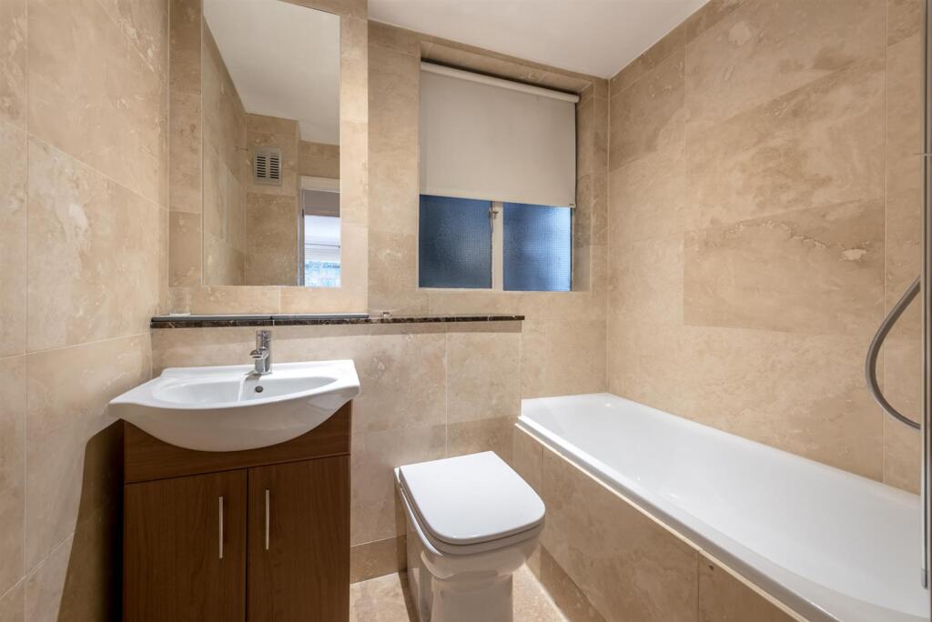 Cheyne Place 5_25-2-2. Low Res.jpg