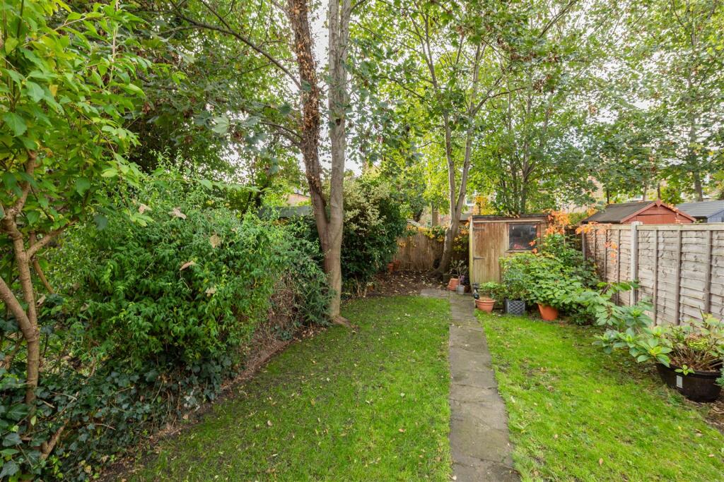 Carr Road E17