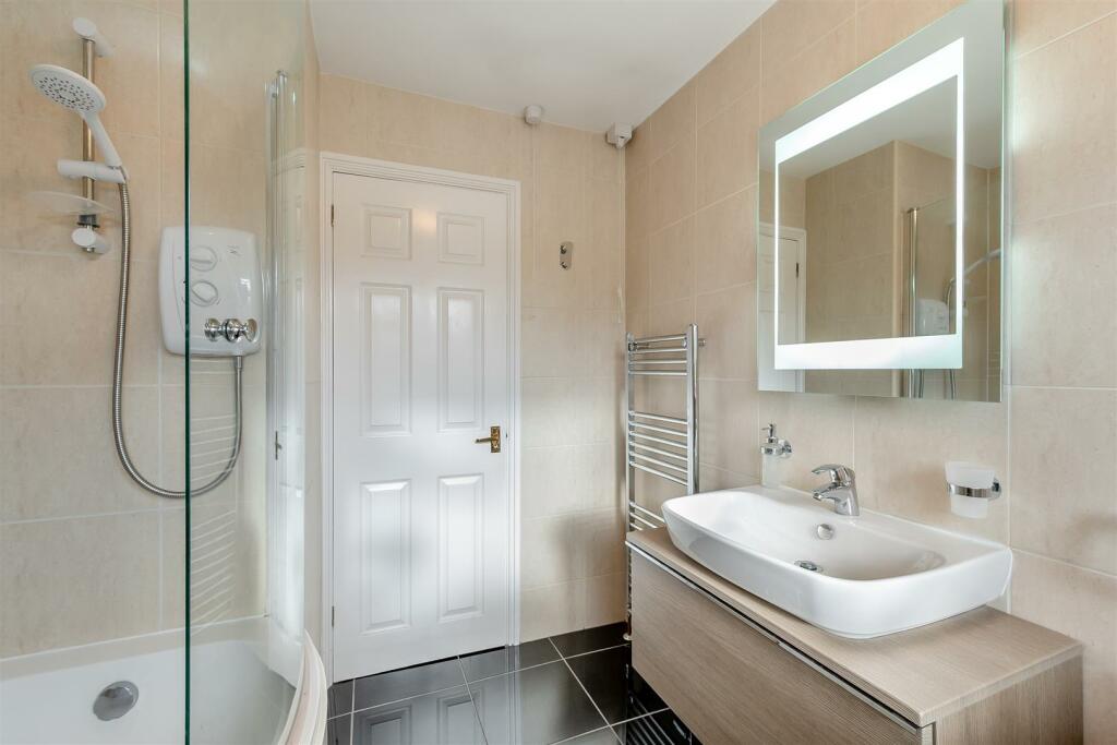 8626237-interior25.jpg