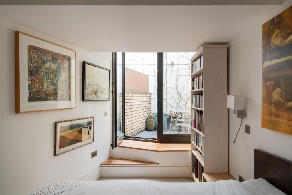 266048 - Prowse Place, London NW1 - high res - ...