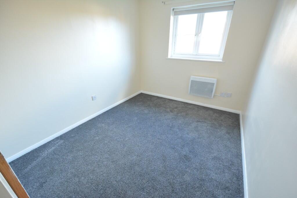 Double Bedroom: