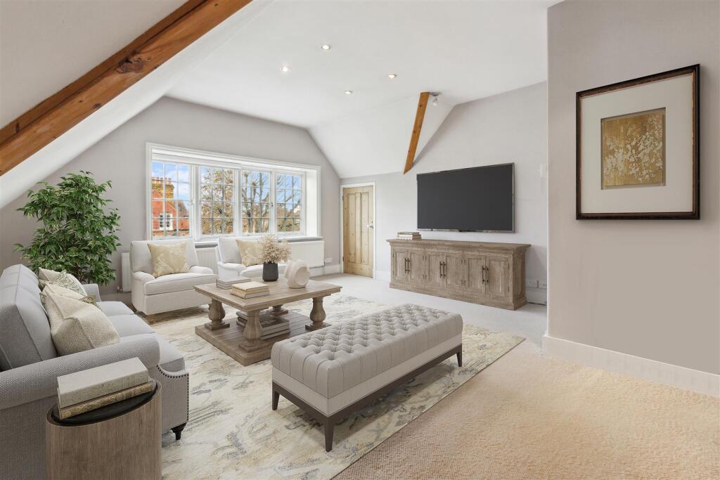 The Avenue, W4 - FOR SALE
