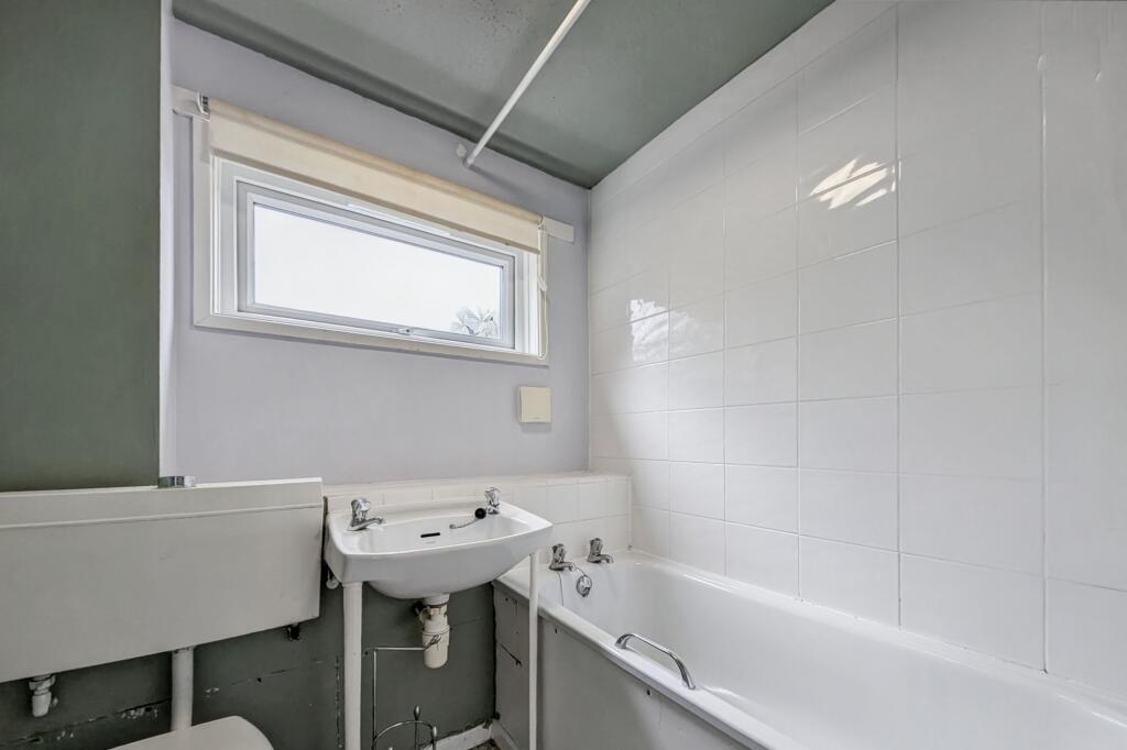 18 Elliott Drive, Felling, Gateshead, Tyne &amp; Wear, NE10 9QY