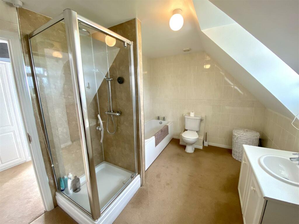 MASTER SUITE