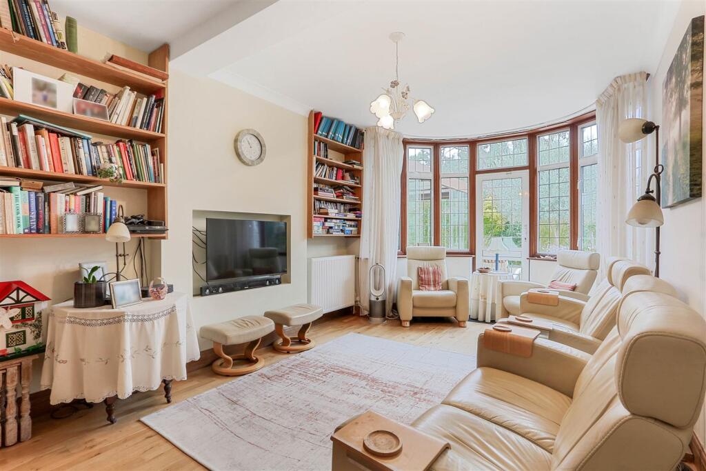 1548903635 -  WESTCOTT WAY, SM2 - 2.jpg