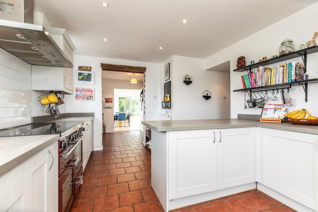 Upper Clayhill Cottage51.jpg