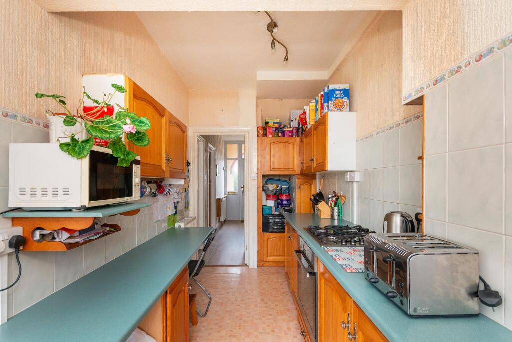 1F7A0HD - Kitchen A.jpg