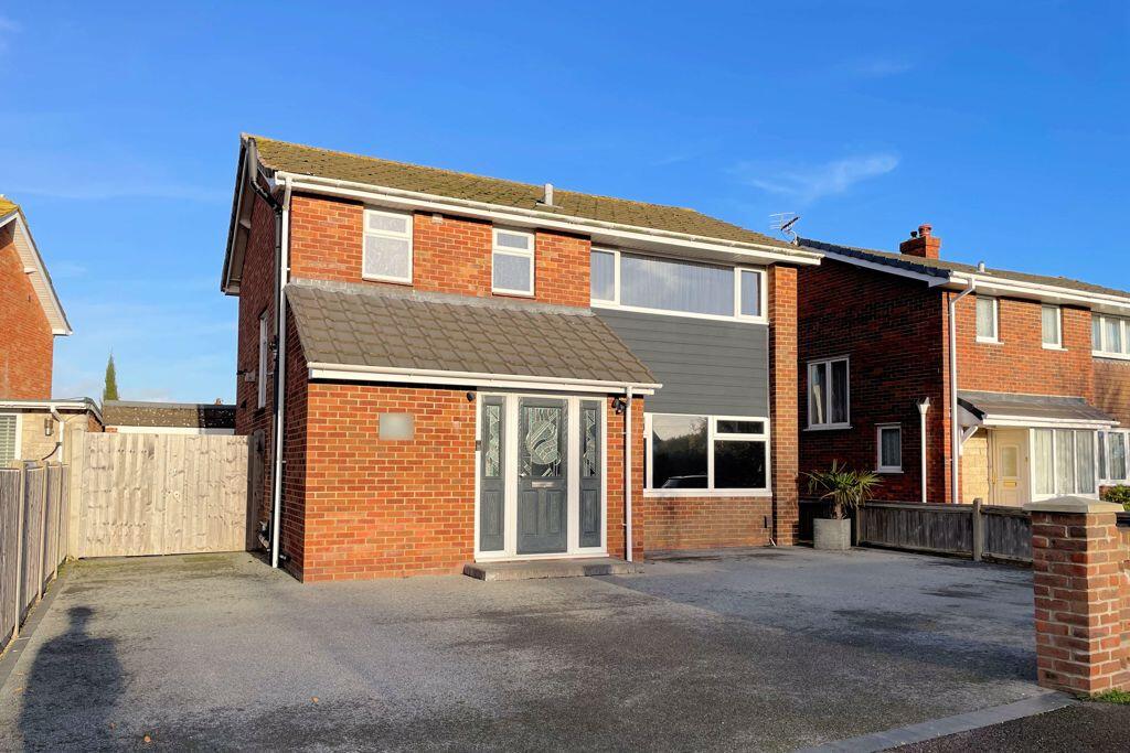 Rowner Road, Gosport, PO13