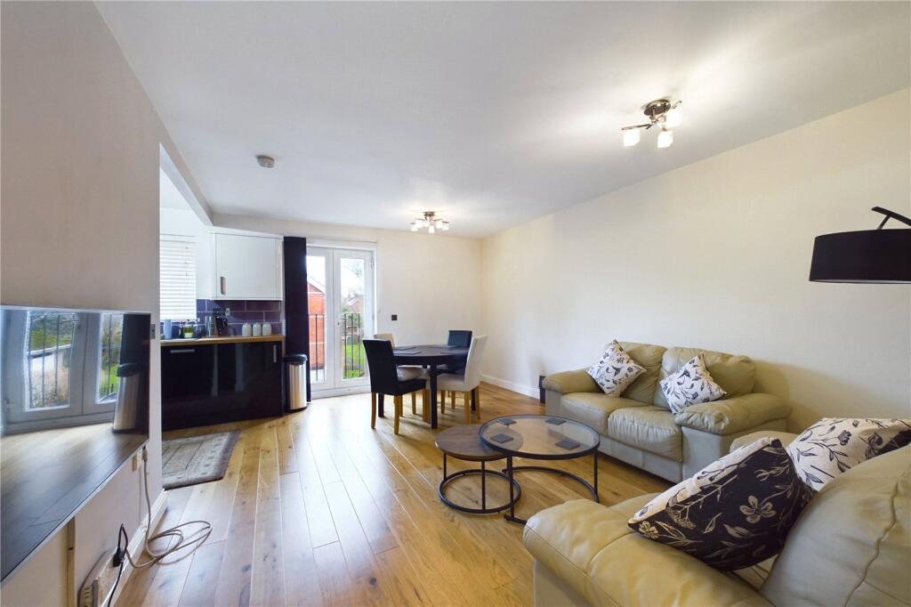 Living/Dining Room