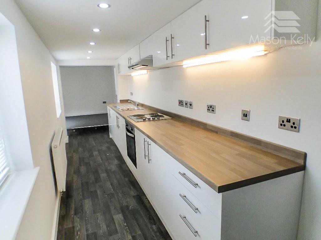 KITCHEN - C