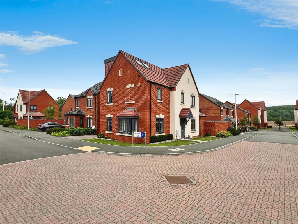 7cc8b122-side 20profile.jpg