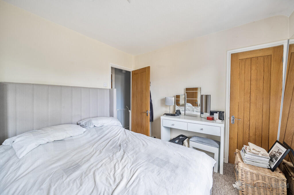 0aaa15fa-93dc-4c8...