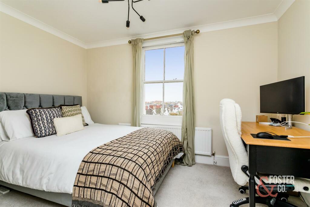 Goldstone Villas 46 Flat 3-10.JPG