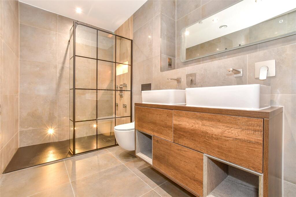 Ensuite