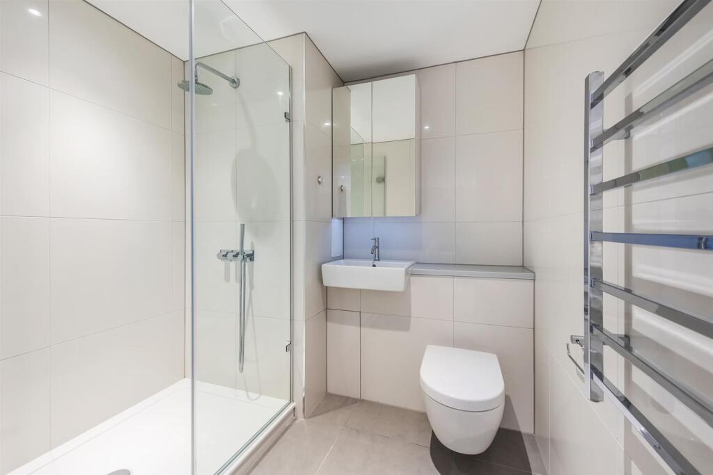 Master En-suite