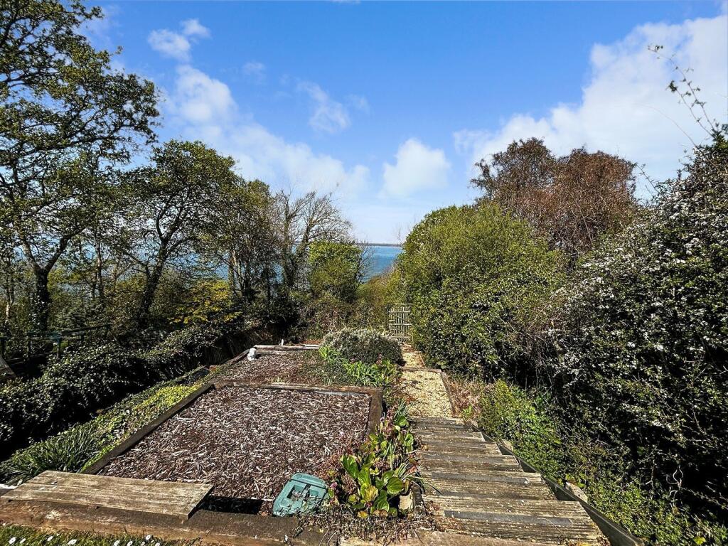 Garden Access To Beach