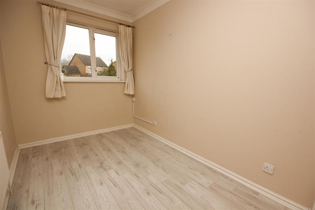 Bedroom 4.jpg