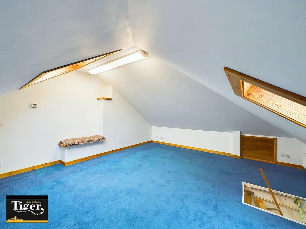 CAM02176G0-PR0420...