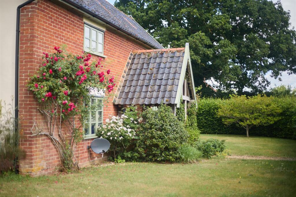 Mulberry House, Hoxne Road, Eye 1.jpg