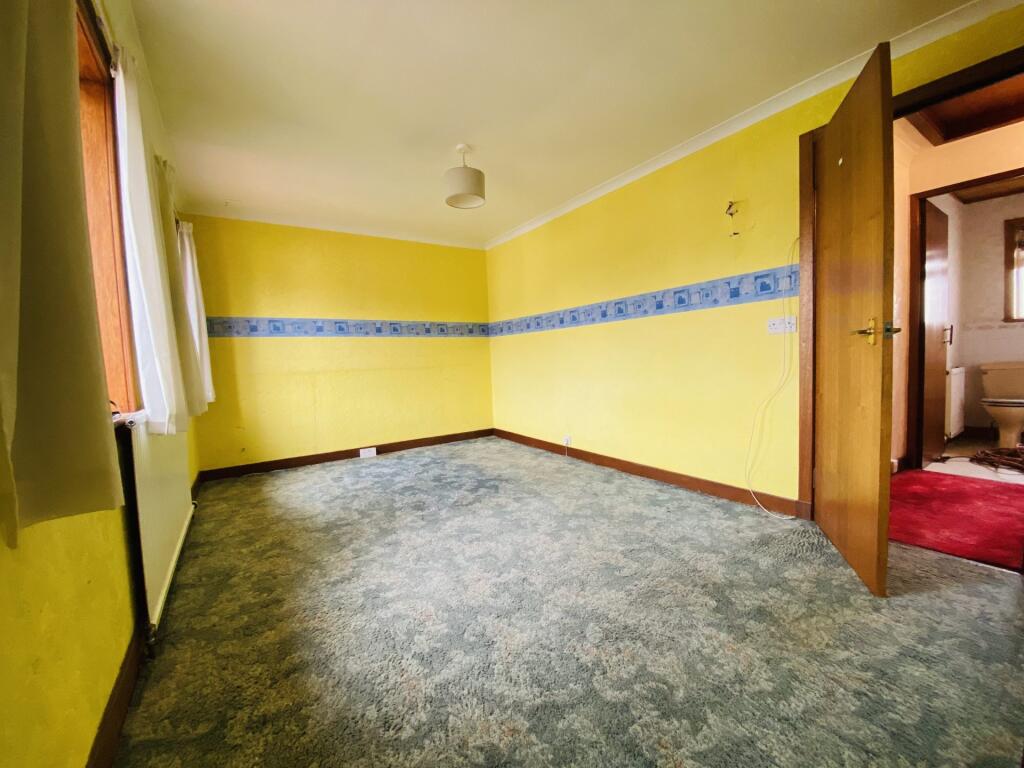 55 Akers Avenue, Locharbriggs, Dumfries, DG1 1UQ -