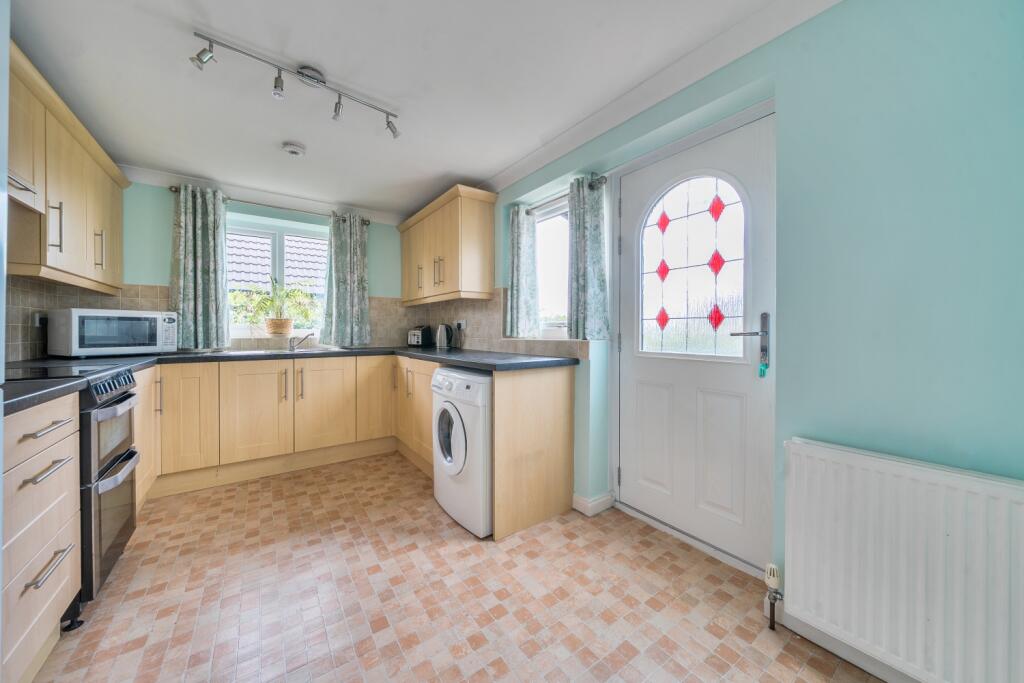 1365539-12-68f2125379680