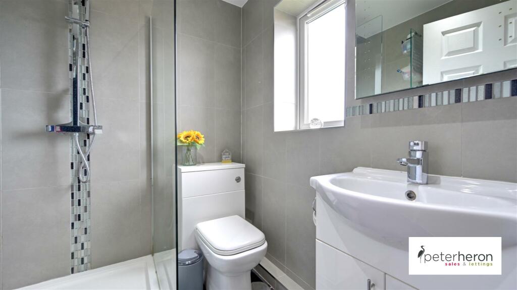 En Suite Shower Room